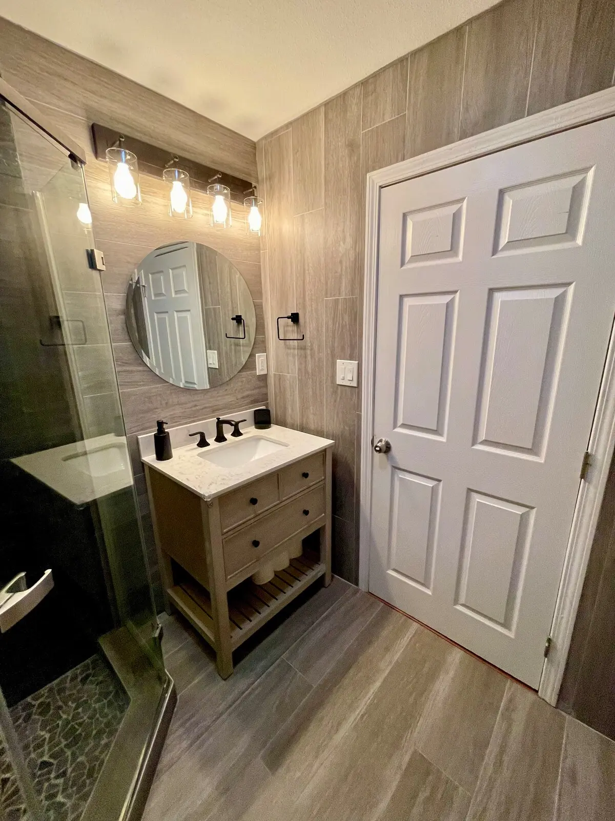 Addie's Casita — bathroom